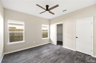 13 Notre Dame Ave in McAllen, TX - Building Photo - Building Photo