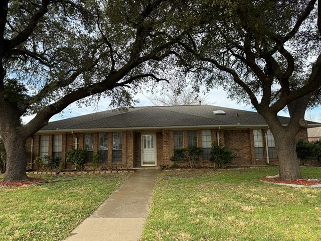 property at 2301 Claridge Cir