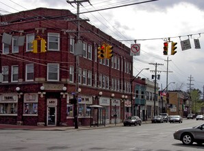 6501 Detroit Ave in Cleveland, OH - Building Photo - Building Photo