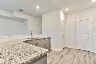 13313 Tetris Dr in Houston, TX - Foto de edificio - Building Photo