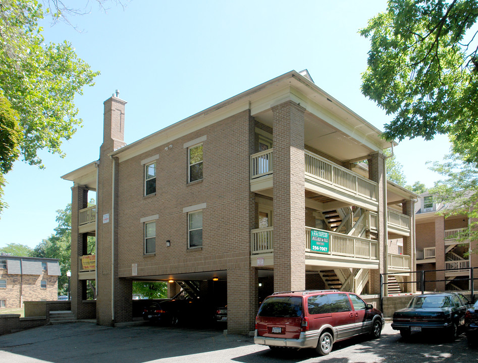 195 E 16th Ave in Columbus, OH - Foto de edificio