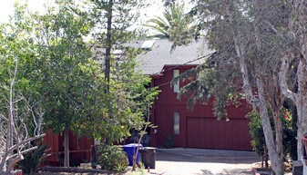 3684-3692 Alexia Pl in San Diego, CA - Building Photo