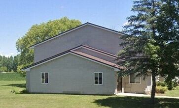 4220 N Mission Rd in Rosebush, MI - Building Photo - Building Photo