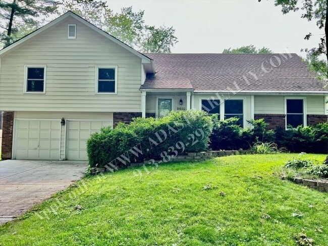 9832 Walmer St in Overland Park, KS - Building Photo - Building Photo