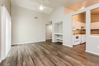 319 MacGregor Dr in Summerville, SC - Building Photo - Building Photo