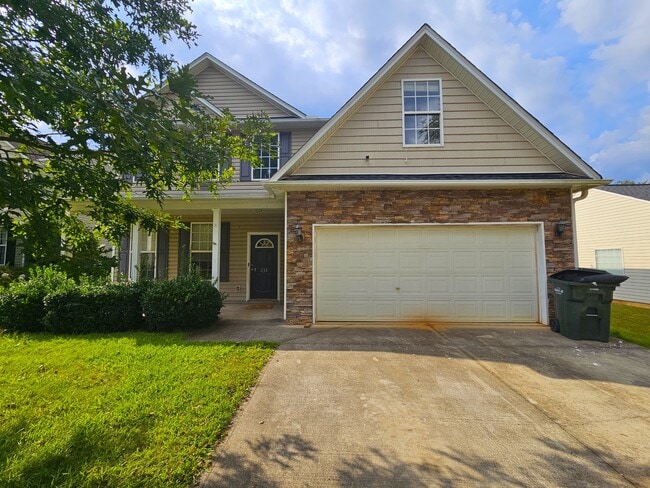 232 Worcester Ln in Easley, SC - Building Photo - Building Photo