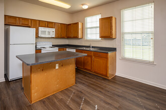 Harmony Oaks Apartments in New Orleans, LA - Building Photo - Interior Photo