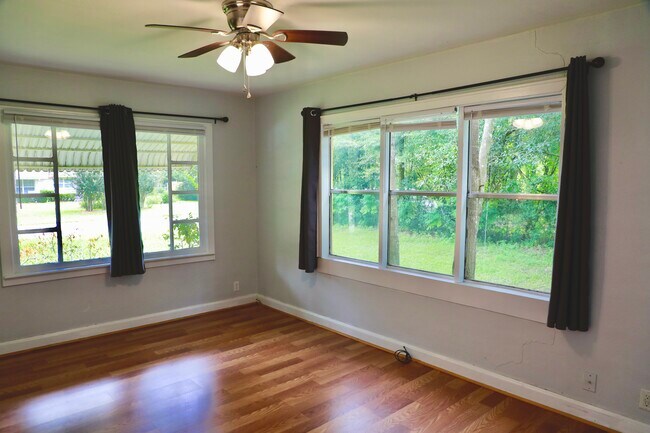 1117 NW 44th Ave in Gainesville, FL - Building Photo - Building Photo