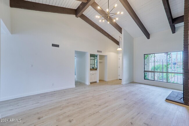 property at 5550 N 71st St