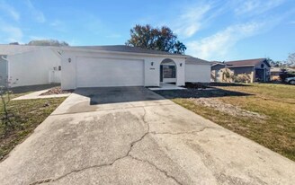 7845 Cayuga Dr in New Port Richey, FL - Building Photo