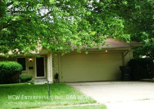 property at 3626 SW Oak Pky