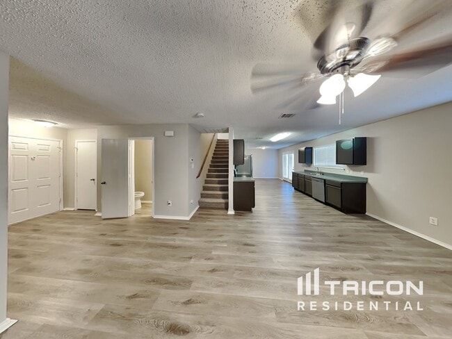 211 Meagan St in Waxahachie, TX - Building Photo - Building Photo