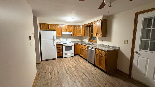 44 Garfield St in Saco, ME - Building Photo - Building Photo