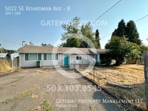5022 SE Boardman Ave in Milwaukie, OR - Building Photo - Building Photo