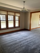 923 Cedar Ave in Elgin, IL - Building Photo - Building Photo