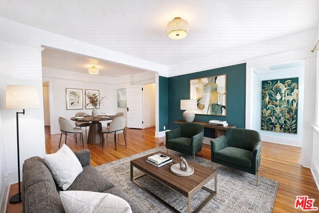 1112 1/2 Echo Park Ave in Los Angeles, CA - Building Photo