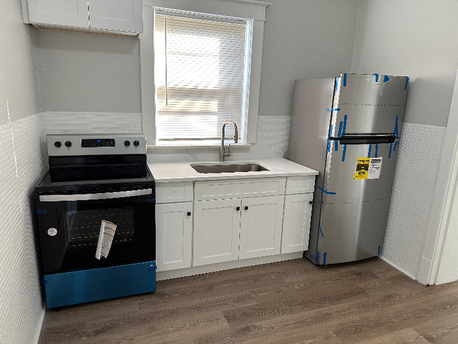 property at 5453 Hodiamont Ave