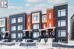 3172 Sixth Line in Oakville, ON - Building Photo