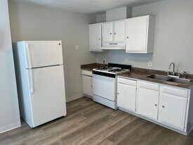 220 Cross St in Central Falls, RI - Building Photo