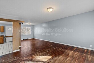 10314 Viscount Dr in St. Louis, MO - Building Photo - Building Photo