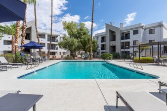 Northern in Phoenix, AZ - Building Photo - Building Photo