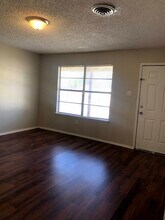 1406 Goliad St in Big Spring, TX - Building Photo - Building Photo