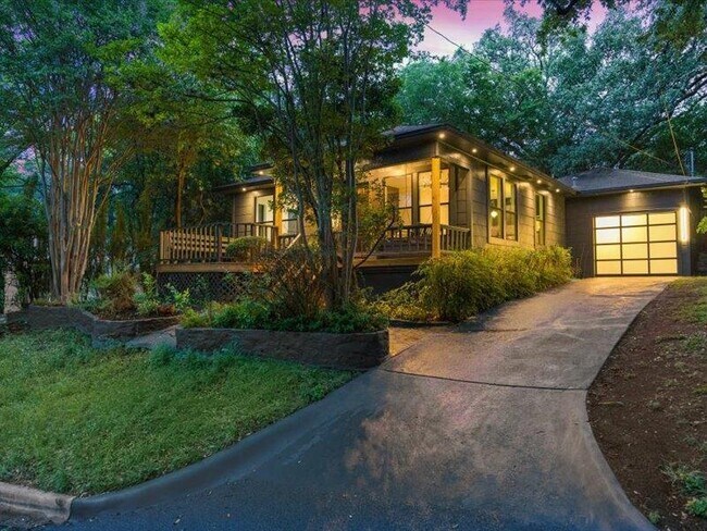 1121 Reagan Terrace in Austin, TX - Building Photo - Building Photo
