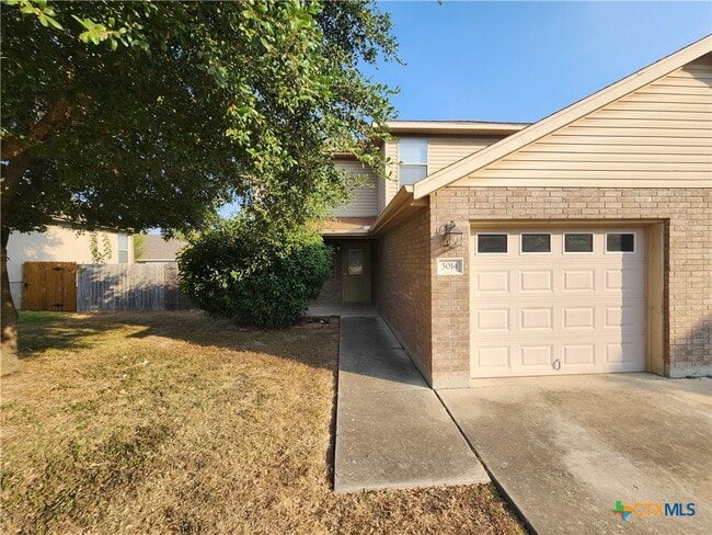 3014 Green Mountain Dr
