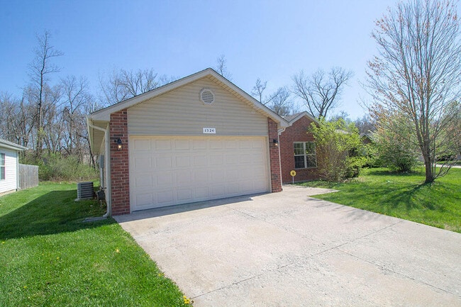 1524 Bodie Dr in Columbia, MO - Building Photo - Building Photo