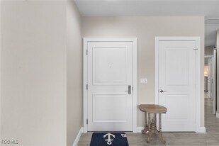 4182 Bay Beach Ln in Fort Myers Beach, FL - Building Photo