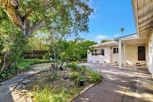 1401 Laurent St in Santa Cruz, CA - Building Photo