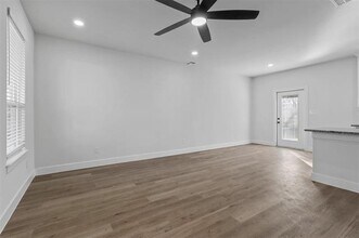 910 Wilde St in Denison, TX - Building Photo - Building Photo