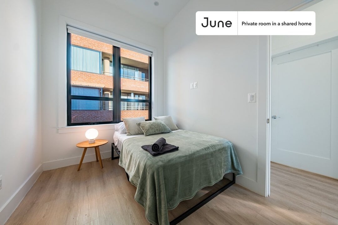 Room in Shared 4 bed/2 bath home, Unit C in Washington, DC - Foto de edificio