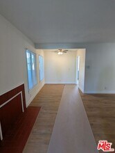 6208 S Fairfax Ave in Los Angeles, CA - Building Photo - Building Photo