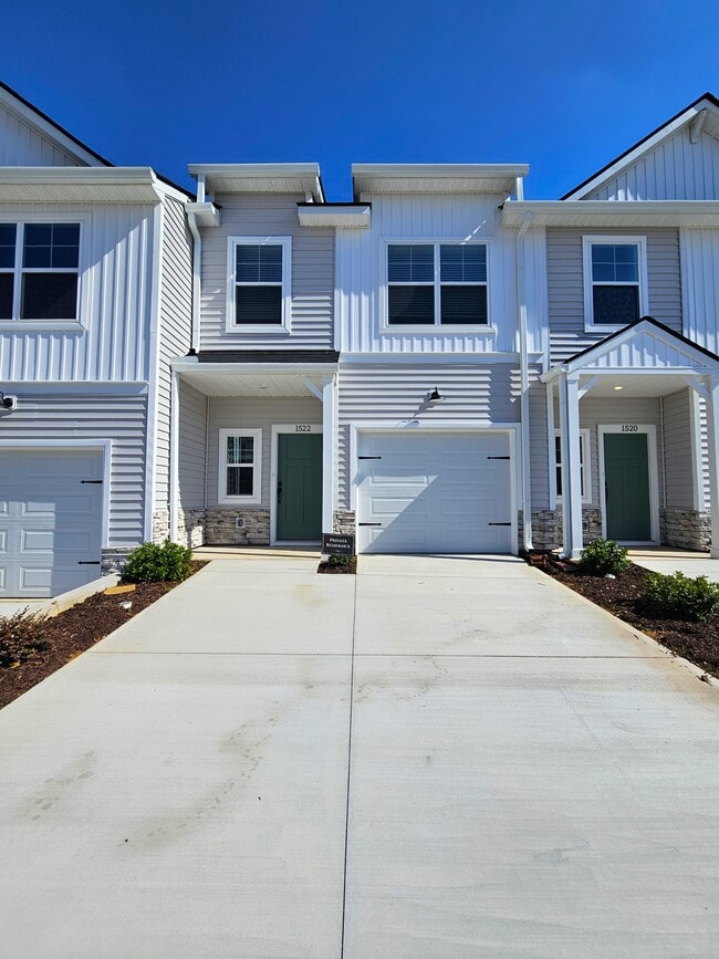 property at 1522 Yellowwood Ct