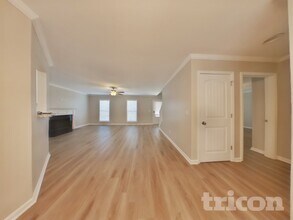 191 River Ridge Dr in Carrollton, GA - Foto de edificio - Building Photo