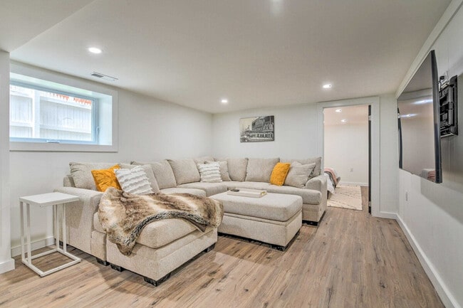 property at 1129 Augusta St