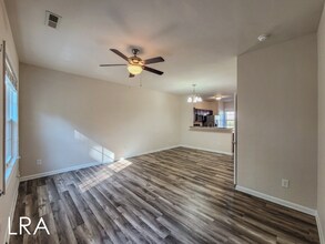 127 Beacon Woods Dr in Holly Ridge, NC - Foto de edificio - Building Photo