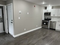 1235 S 47th St, Unit Apt 2F in Philadelphia, PA - Building Photo - Building Photo