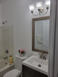 6900 NW 179th St, Unit San Marco Villas in Hialeah, FL - Building Photo - Building Photo