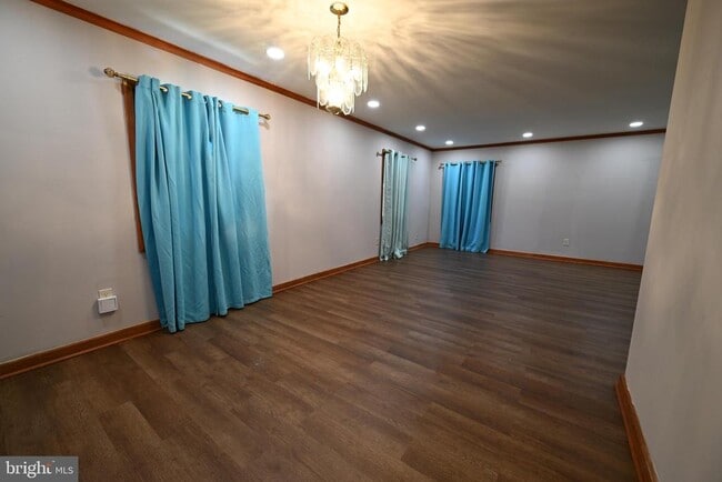 1 Pinetree Ln in Willingboro, NJ - Building Photo - Building Photo
