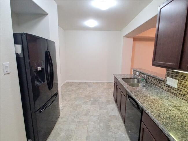 8117 Silverton Creek Ln