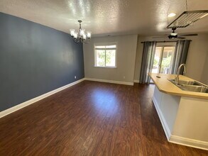 3155 S Hidden Valley Dr in Saint George, UT - Building Photo - Building Photo