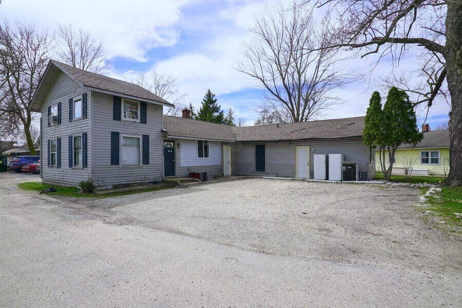 709 Chicago Ave in Goshen, IN - Foto de edificio