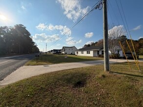 3099 Avon Rd in Greenville, NC - Foto de edificio - Building Photo