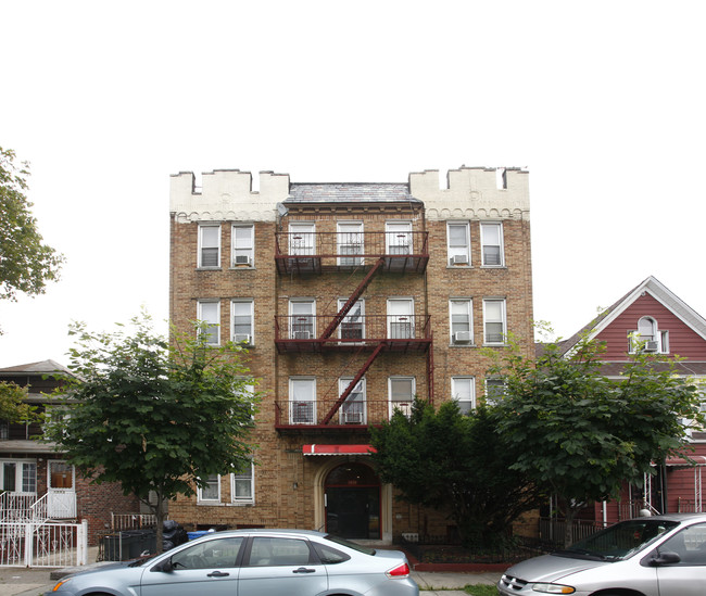 1075 E 35th St in Brooklyn, NY - Foto de edificio - Building Photo