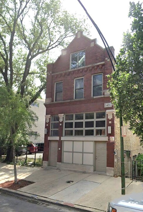 1431 W Cortez St in Chicago, IL - Building Photo