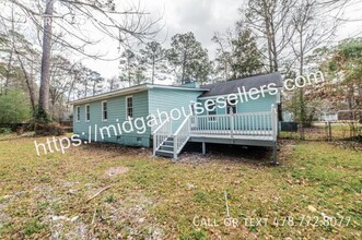 726 Friar Tuck Ln in Macon, GA - Building Photo - Building Photo