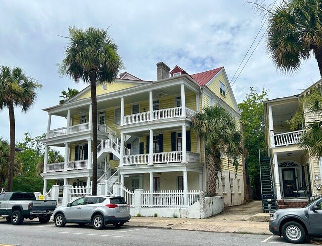 property at 212 Calhoun St