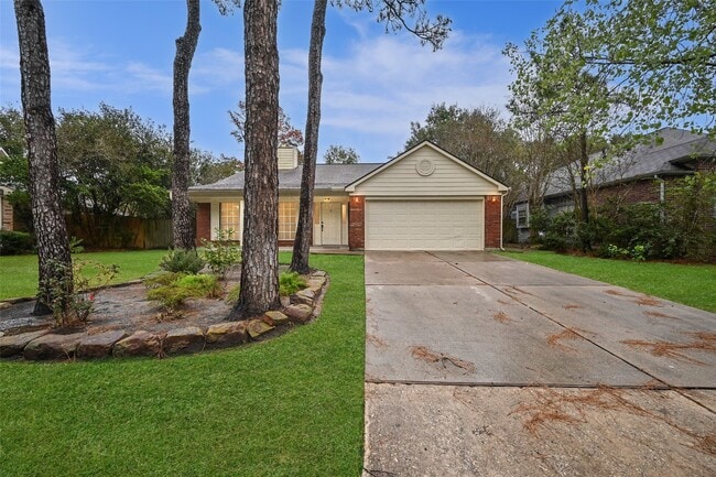 property at 72 Laughing Brook Ct